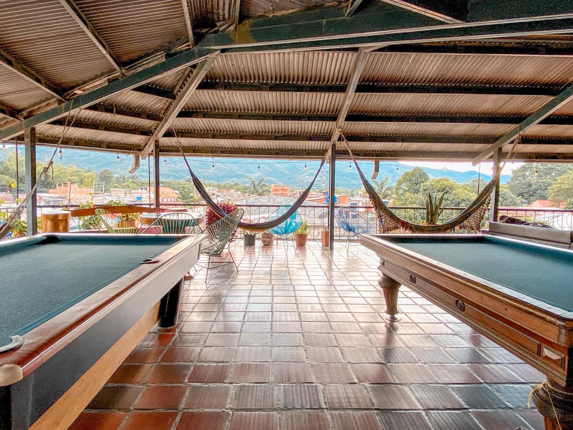 La Rosa Nautica Hostel Guaduas Eksteriør bilde