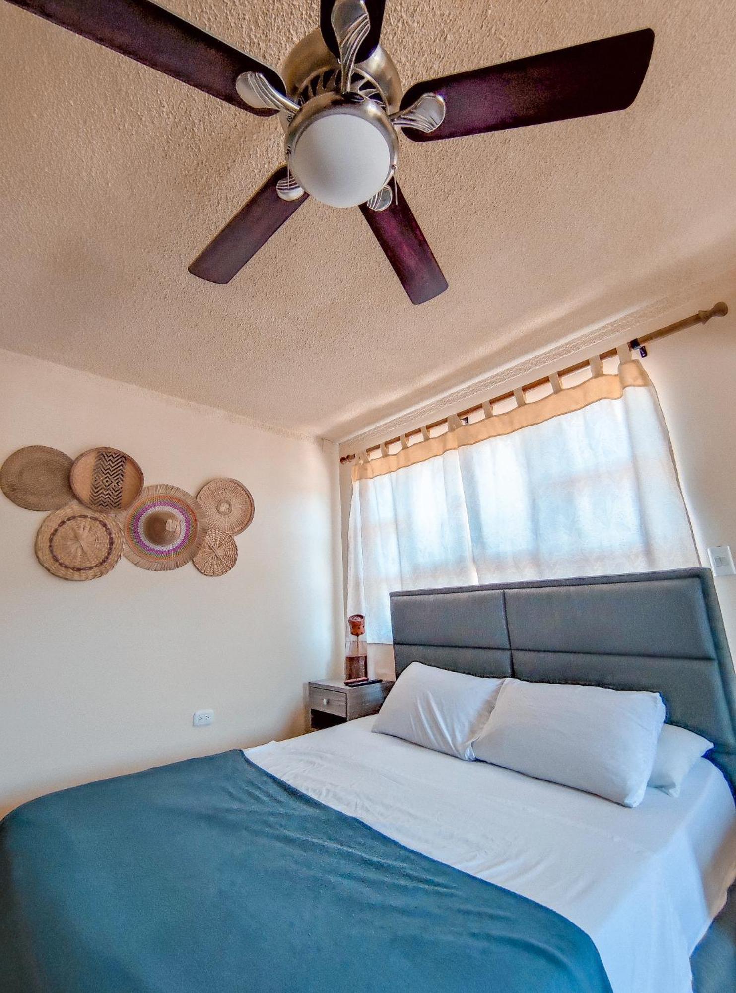 La Rosa Nautica Hostel Guaduas Eksteriør bilde